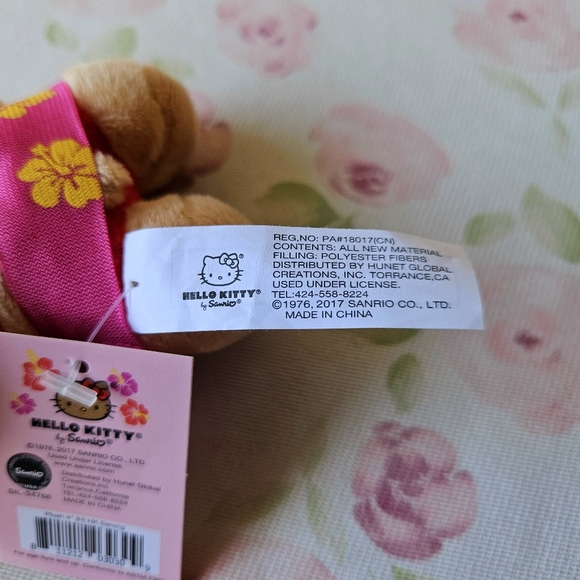 🍒[NWT] Hello Kitty Keychain | Keyring | Plush *Hawaii Exclusive* - Picture 8 of 16